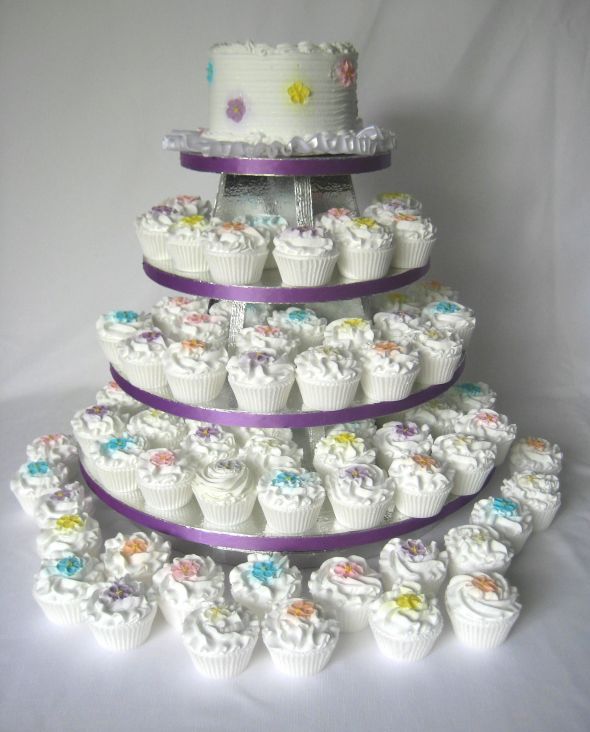 Tom cupcake stand wedding cake diy reception IMG 0777 1