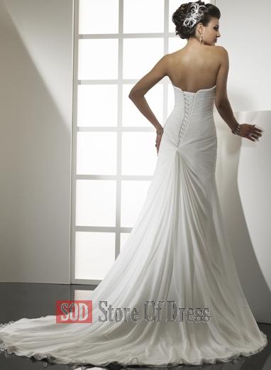 Show me your favourite Destination dress :  wedding dress destination Clarice 2