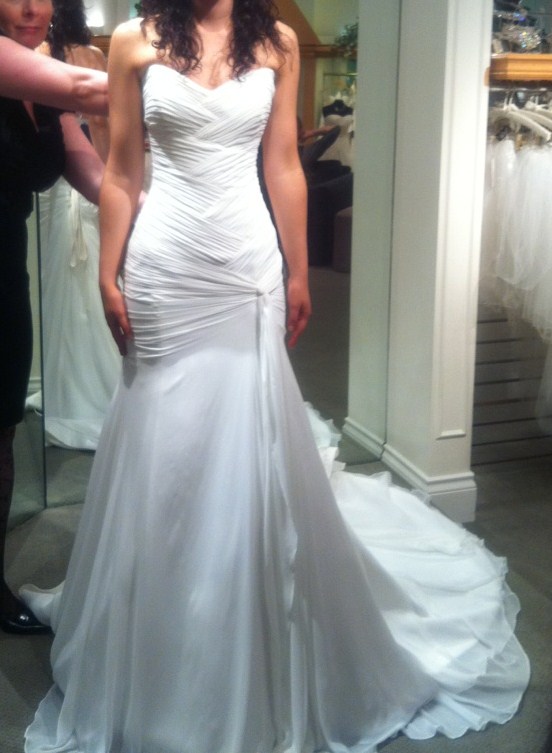 Drop Waist...What's your favorite?! :  wedding pronovias drop waist rosa clara picture dress gown lace Photo5
