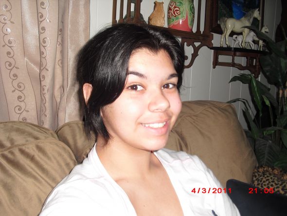 Just for fun - post a picture of you with and without makeup (if you dare)! :  wedding makeup with without 034