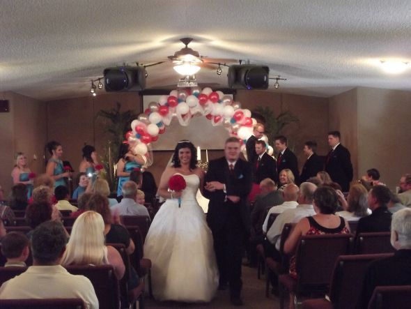 Walking back down the aisle with your new husband/wife :  wedding DSCF1921