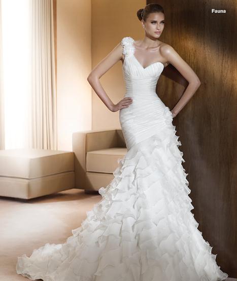 Strapless Wedding Dress 2011 with Puffy Double Tier Skirt