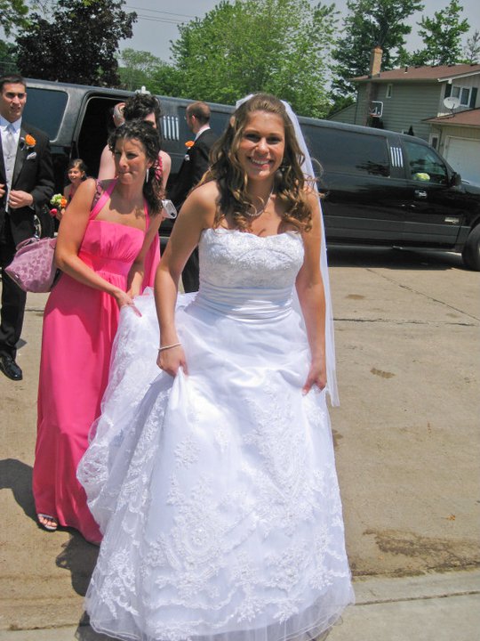 Did anyone know they had found the one before they even tried a dress on? :  wedding 251700 1400689113071 1707601067 718029 6121653 N