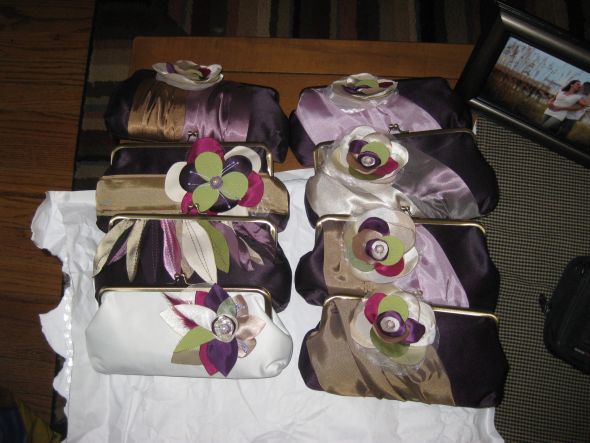 Anyone ordered from Cute and Unique? :  wedding bridesmaids gifts cute and unique clutches IMG 7247
