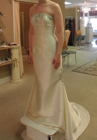 Fair Skin Ladies...show your dresses! :  wedding Front