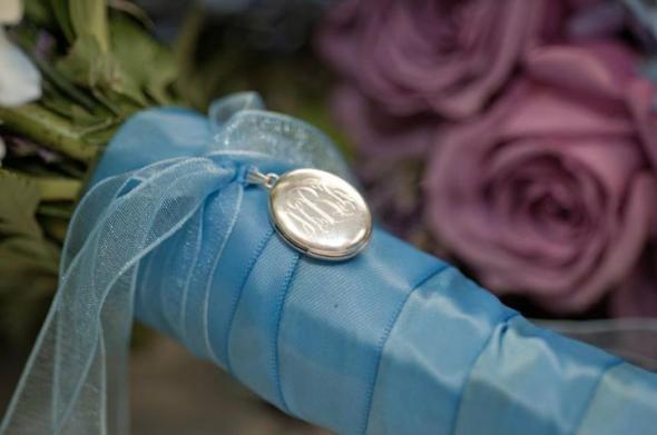 wedding bouquet locket hydrangeas roses diy bouquet blue green purple ivory