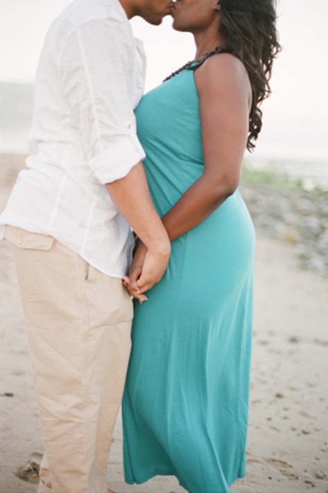 Show Your Engagement Photos :  wedding engagement photos engagement pics on website remy remi hair 1 Kissing Beach