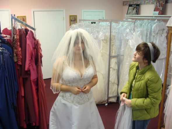 Avoiding boob spillage??? :  wedding bra boob spillage Dresses 024