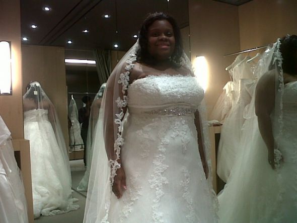 Pronovias Bermeo 2012 Costura collection. : wedding dress pronovias 2012 1 cost real bride IMG00442 20110423 1542