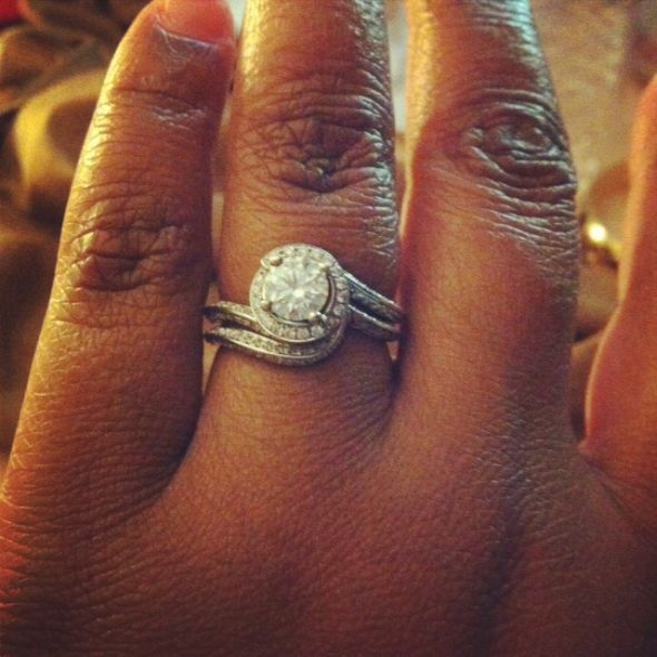 What is the total diamond carat weight of your e-ring? (diamond only) :  wedding carat size total carat weight Photo