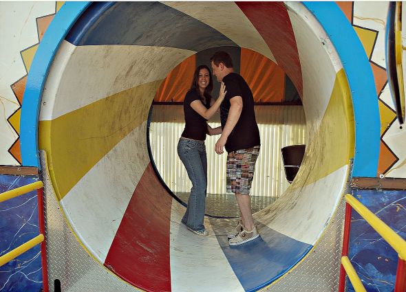 Give your best tips for Engagement Pictures :  wedding Spinnythingnew