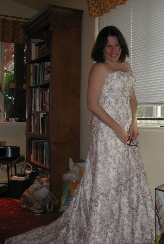 Let me see your dresses!! I'm sick of seeing them on models!! : wedding DressCropedSmall