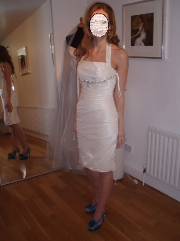 New v. Pre-owned :  wedding dress purchase buy sample pre owned consignment used accessories P1011306