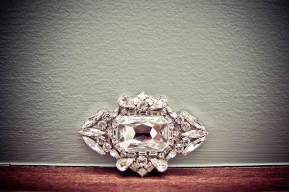 HAUTE BRIDE brooch : wedding jewelry Final 005