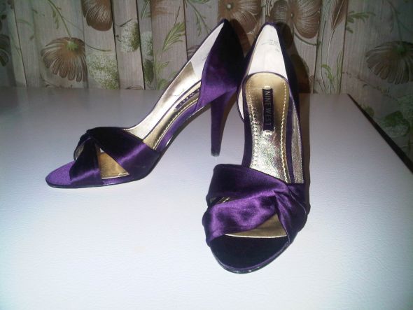 Post Your Purple Wedding Shoes wedding purple wedding shoes Ninewest 