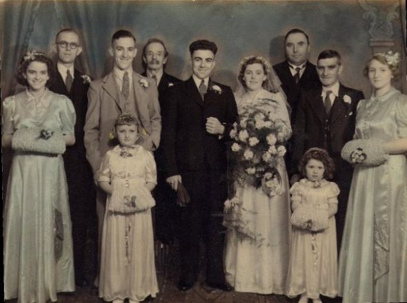 Show us your old family wedding photos! :  wedding wedding photos old pictures Greatgreatauntie