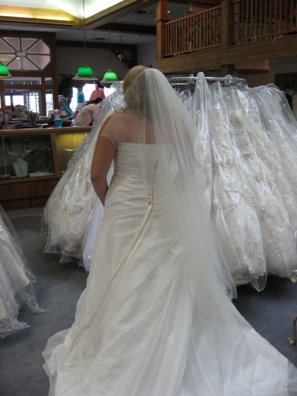 Corset Magic.. or why if you are plus-sized you should consider a corset! :  wedding corsets dresses plus size 1 laced weight loss curvy full figured 1 Knot 2