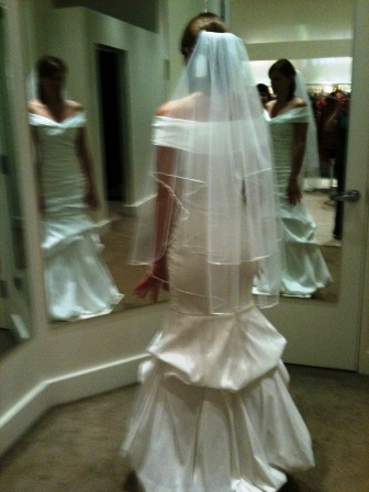 Jessica McClintock Mermaid style : wedding mermaid size 4 white taffeta reception destination dress Dress Back