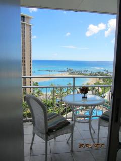 We just booked our honeymoon!! Hawaii! <3 :  wedding View