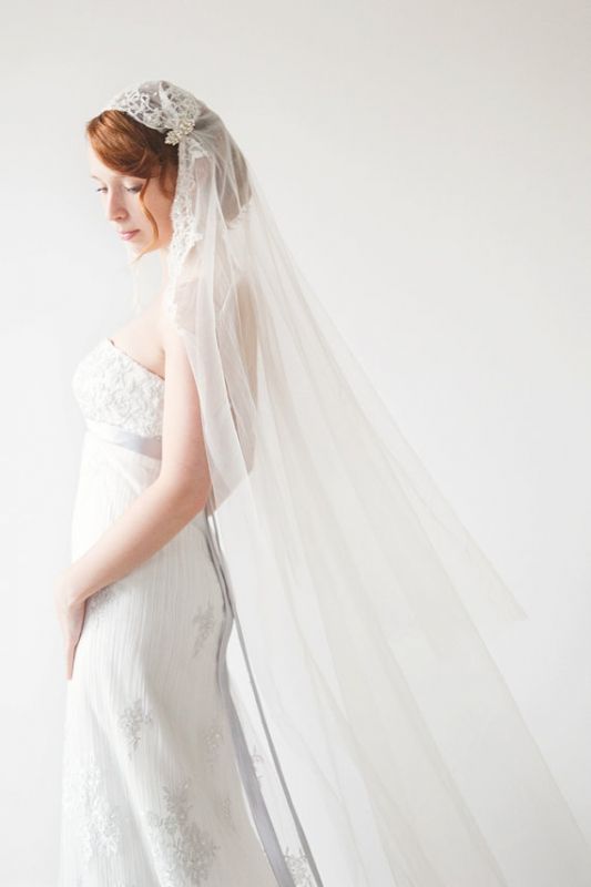 I need help with a veil/hair to go with my dress!! :  wedding veil flowers dress help kate moss Veil