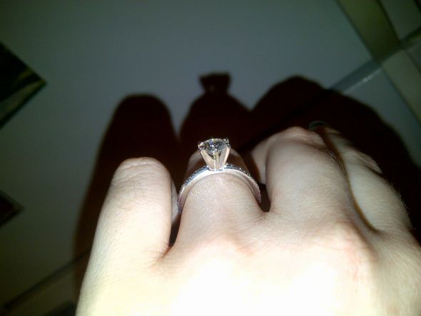OMG I'M ENGAGED! *Amora Moissanite! : wedding proposal amora moissanite engagement IMG 20120130 00073 1280x960
