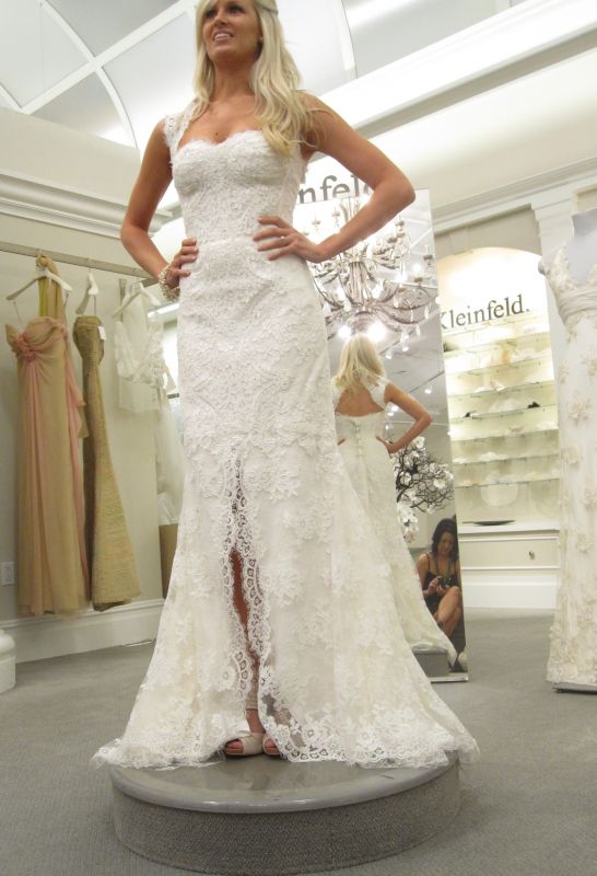 Monique Lhuillier Brides - Dresses! :  wedding monique lhuillier dress NYC May 2010 054