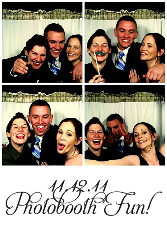 Photo booth HELP :  wedding photo booth photographer wedding reception photo booth pictures 2011 11 12 193750