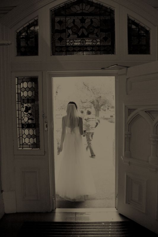 recap! -remember me? -massive cold feet, but we got hitched -PICS! :  wedding 2wedd2