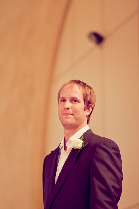 recap! -remember me? -massive cold feet, but we got hitched -PICS! :  wedding 2wedd5
