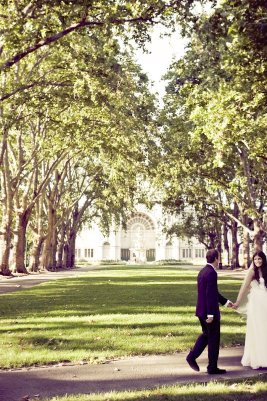 recap! -remember me? -massive cold feet, but we got hitched -PICS! :  wedding 2wedd8