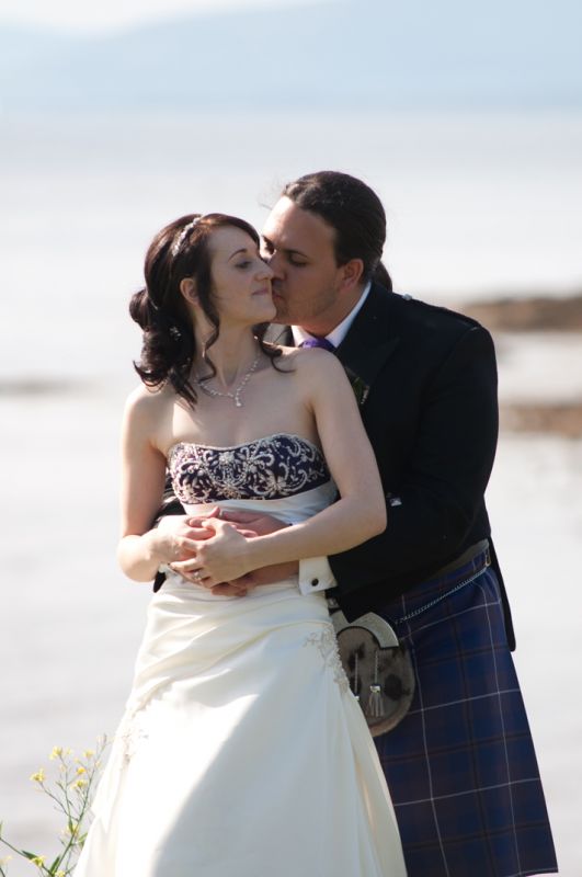 Woohoo! Got the pro pics :) (pic heavy) :  wedding 12
