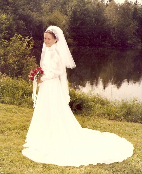 Grandma & Grandpa on their wedding day: Share your family wedding photos! :  wedding photos antique family pictures Momanddad3