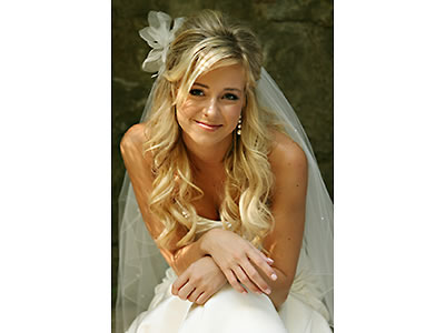 wedding-hairstyle-up-do-veil. Curls piled up and dressed with tiny crystal