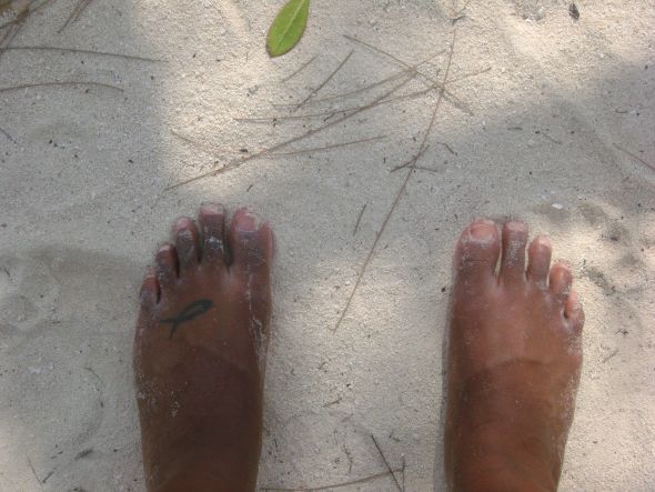 Anyone have any foot tattoos? :  wedding DSC01246