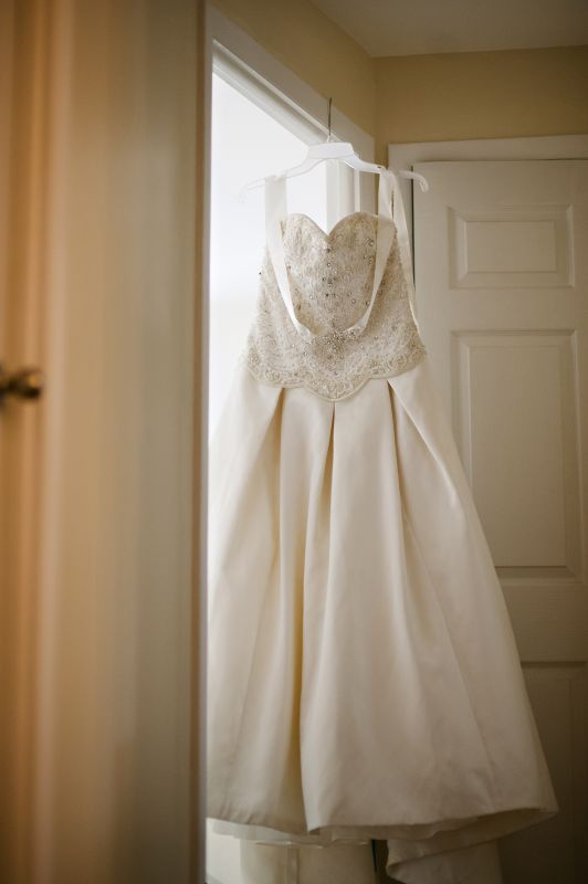 12/9/11 PRO PIC RECAP! I'm so excited!!! (very pic heavy) : wedding recap christmas wedding holiday pro pics 004 Jill Anthony