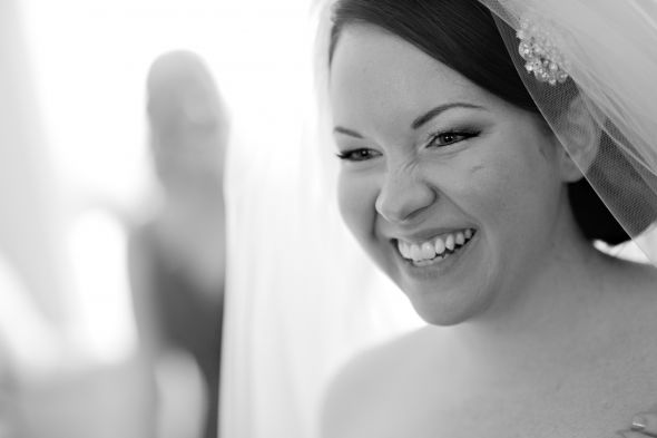 12/9/11 PRO PIC RECAP! I'm so excited!!! (very pic heavy) : wedding recap christmas wedding holiday pro pics 048 Jill Anthony