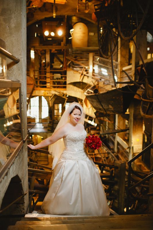 12/9/11 PRO PIC RECAP! I'm so excited!!! (very pic heavy) : wedding recap christmas wedding holiday pro pics 195 Jill Anthony