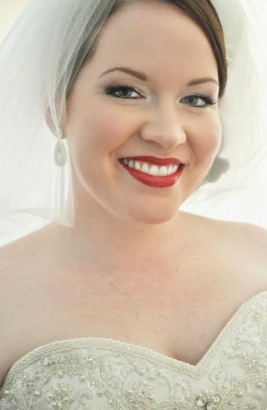 Thinking of rocking red lips at my wedding! Thoughts? Anyone else doing same? : wedding red lips vintage old hollywood 387189 2716024390370 1549788771 32640111 2034577032 N