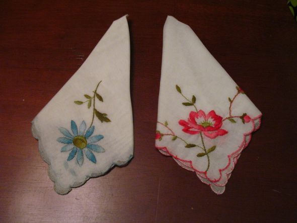 If I'm going to cry I might as well look good doing it! :  wedding handkerchief crying ceremony diy embroidery vintage IMG 7078