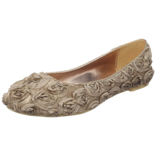Another show me post.... Shoe me your shoes!! Please :) :  wedding Gisenna
