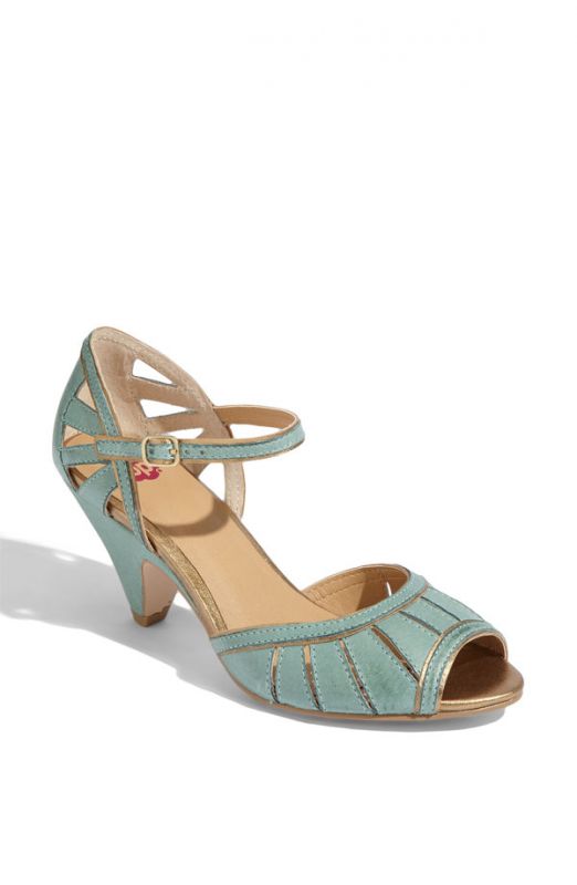 Dress Trouble : Galina NTT3039 :  wedding galina strapless falling down help empire waist Heels