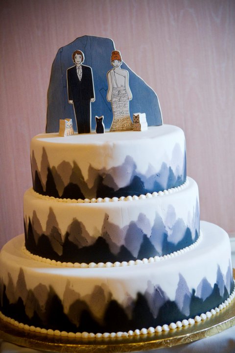 Please show me your cake topper. :  wedding 216594 1908610349179 1059420393 2187357 1883979 N