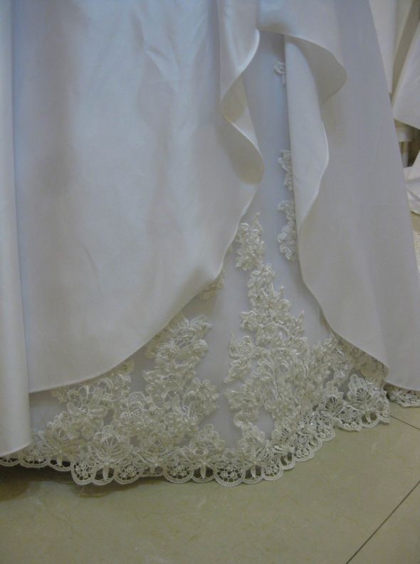 Jasmine's Bridal Shop / China dresses :  wedding quality jasmines bridal china replica IMG 1553