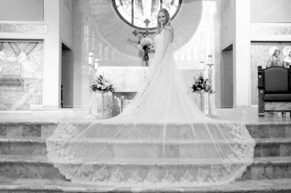 LA SPOSA DENIA *LIKE FINISTERRE BUT BETTER* SIZE 4 OFF WHITE : wedding pronovias finisterre la sposa denia denia la sposa pronovias finisterre size 4 veil tulle white ivory 374316 10150385412945933 715850932 9036065 1025144640 N
