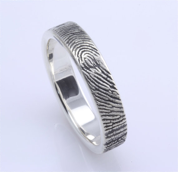 Can't decide on my wedding band wedding rings moissanite fingerprint