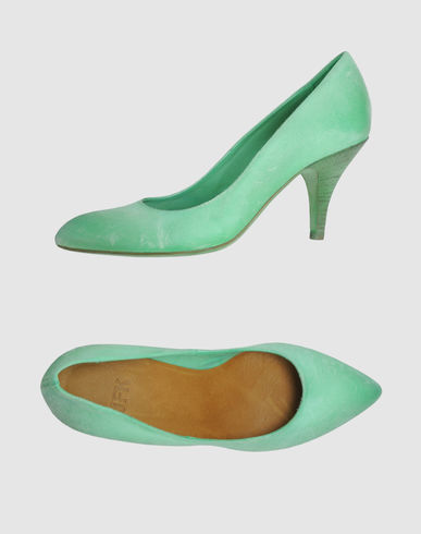 Flats v. heels for a rustic barn wedding? :  wedding flats heels rustic vintage barn shoes 44283120nu 12 F