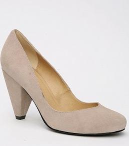Flats v. heels for a rustic barn wedding? :  wedding flats heels rustic vintage barn shoes UO Suede Pump