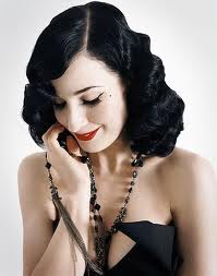 Dita Von Teese is just so gorgeous! Who do you think is beautiful? :  wedding famous people beauty DitaVon2