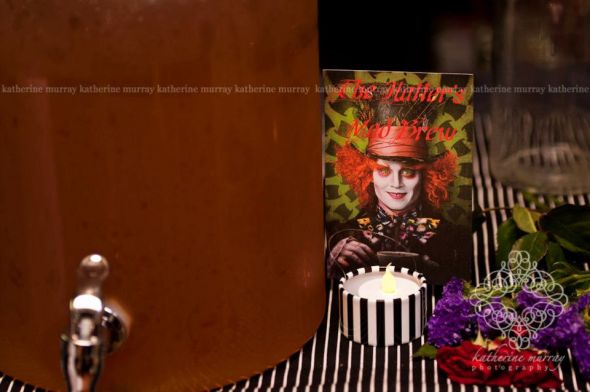 Tim Burton theme, Beetlejuice Bar Me