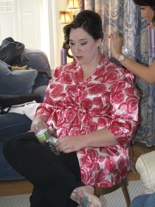 A few non-pro pics... I am sooo happy :) :  wedding 313516 10150321078838388 525868387 8294671 525483338 N